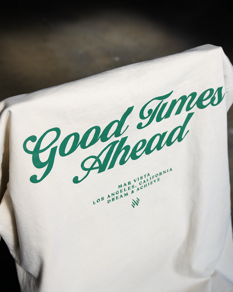 OVERSIZED T-SHIRT GOOD TIMES AHEAD CREME