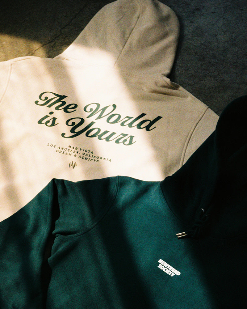 OVERSIZED HOODIE THE WORLD CREME