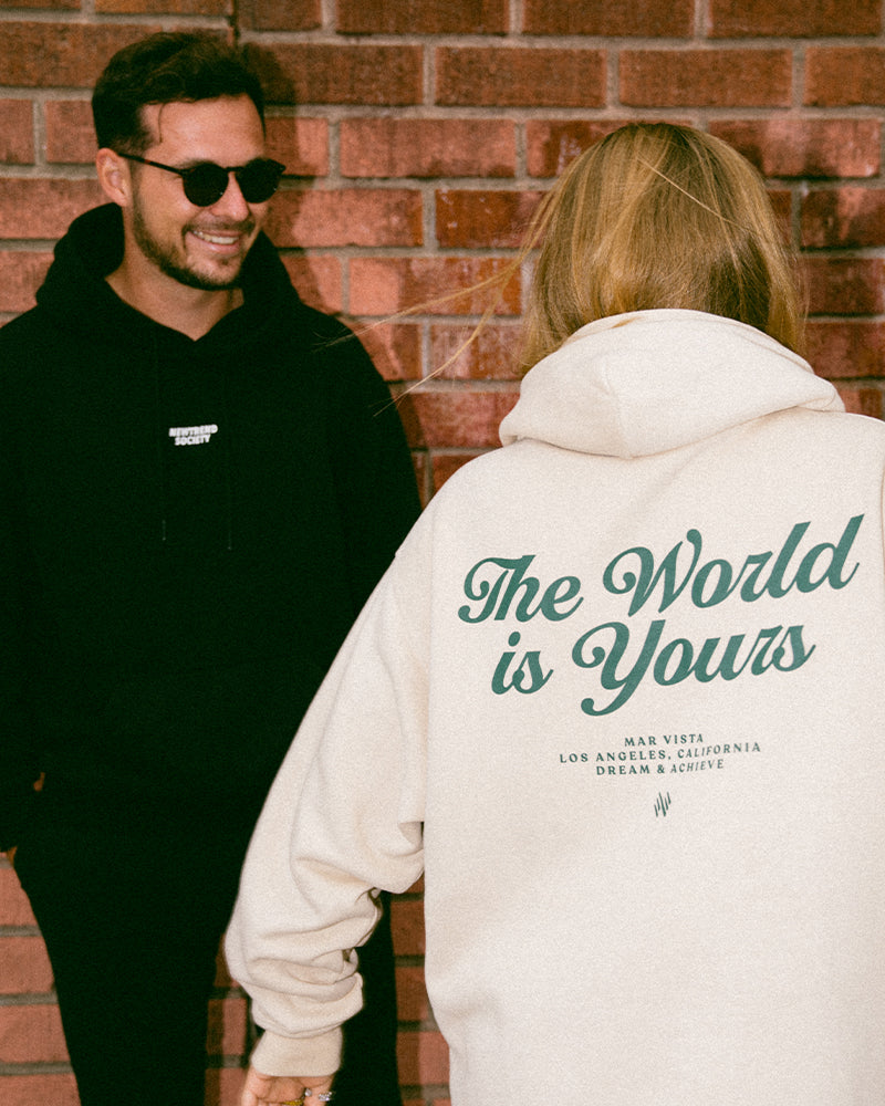 OVERSIZED HOODIE THE WORLD CREME